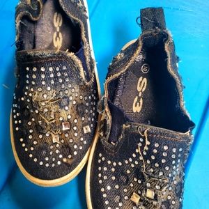 Girls denim shoes. $5.00 firm or bundle any girls shoes 3 for $10.00